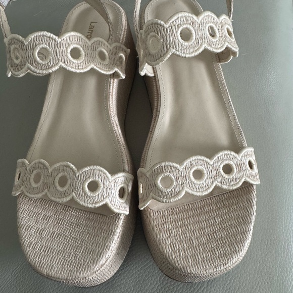 Larroudé
Florence Broderie Flatforms Platform Sandals size 11 NWOT - Picture 10 of 10